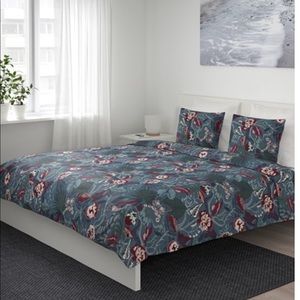 Duvet cover and pillowcases